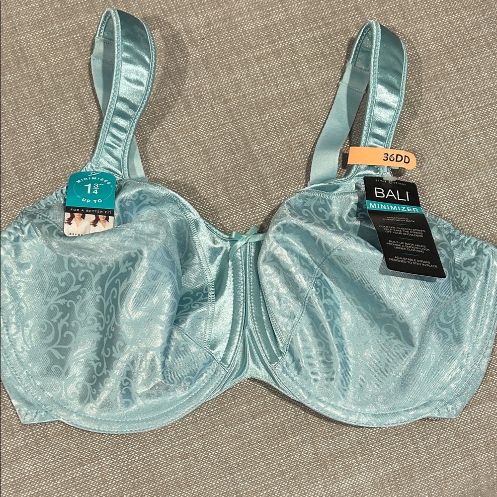 Bali minimizer bra. NWT